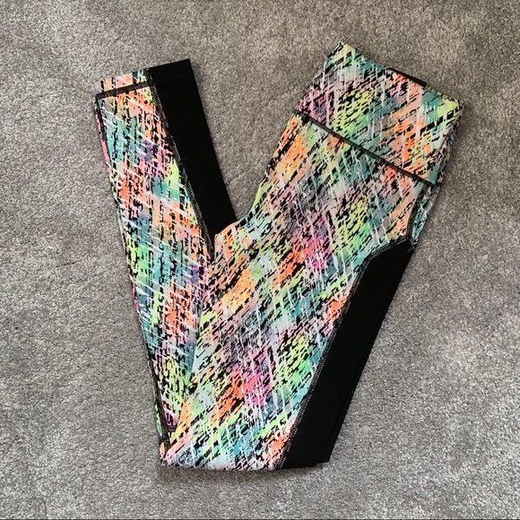 Victoria's Secret Pants - Victoria Secret Workout Leggings